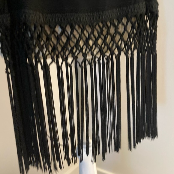 LF Emma & sam top with fringe - Picture 5 of 5